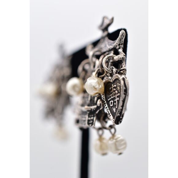 Vintage Chinese Charm Clip On Earrings House Heart Pearl Dangle Pearl 60s BinAF - Picture 11 of 12